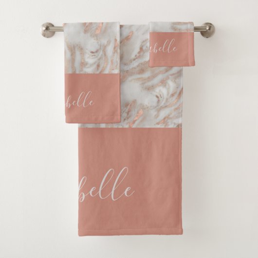 Rose Gold abstrakter Marmor eleganter Mädchenname Badhandtuch Set (Insitu)