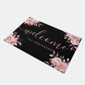 Rose Gold Black Floral Willkommen Familienname Doo Fußmatte (Schrägansicht)