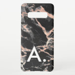 Rose Gold & Black Marble Monogram Custom Initial Samsung Galaxy S10  Hülle<br><div class="desc">Personalisieren Sie diese,  indem Sie Ihren eigenen Initial hinzufügen.</div>