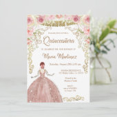 Rose Gold Blume und Gold Glitzer Quinceanera Einladung (Stehend Vorderseite)