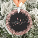Rose Gold Blush Pink Glitzer Glam Monogram Name Ornament<br><div class="desc">Glam Rose Gold Glitzer Elegante Monogram Ornament. Dieses schicke und schicke Ornament-Design mit elegantem goldglänzenden Glitzer aus der Rose auf schwarzem Hintergrund ist einfach zu personalisieren. Das Design beinhaltet Ihr handgeschriebenes Skriptmonogramm mit hübschen Wirbel und Ihrem Namen.</div>