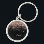Rose Gold Blush Pink Glitzer Script Monogram Girl Schlüsselanhänger<br><div class="desc">Rose Gold - Rosa und schwarz Sparkle Glitzer Script Monogram Name Keychains (Key Chain). Das macht den perfekten 16 Geburtstag,  Hochzeit,  Brautparty,  Jubiläum,  Babydusche oder Junggeselinnen-Abschied Geschenk für jemanden,  der Lieben glamourösen Luxus und schicke Stile.</div>