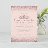 Rose Gold Blush Quinceñera Gold Tiara Glitzer Einladung (Stehend Vorderseite)