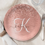 Rose Gold Brushed Metal Glitzer Monogramm Name Pap Pappteller<br><div class="desc">Dieses schicke Design aus Papierplatten mit hübscher Rose,  glänzender Glitzer auf einer Rose mit goldgebürstetem metallischem Hintergrund ist einfach zu personalisieren.</div>