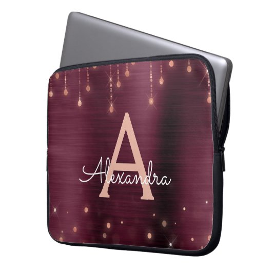 Rose Gold Burgundy String Lights Sparky Monogram Laptopschutzhülle (Vorderseite Links)