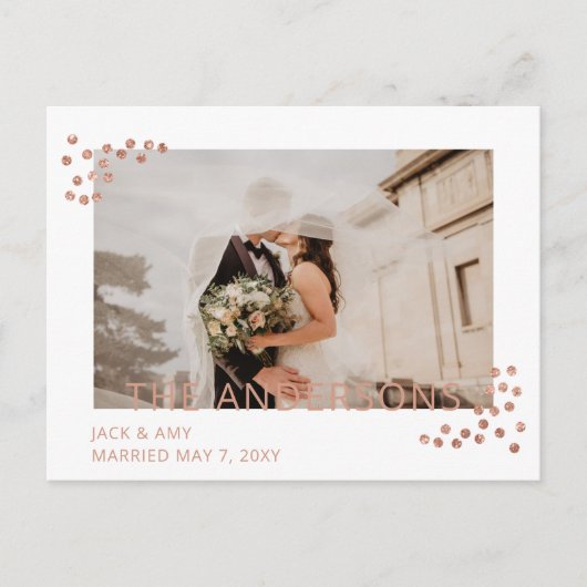 Rose Gold Confetti Foto Hochzeitsankündigung Postkarte (Vorderseite)