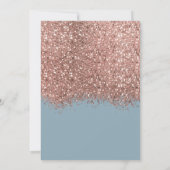 Rose Gold Dusty Blue Glitzer Confetti Sweet 16 Einladung (Rückseite)
