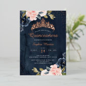 Rose Gold Floral Quinceanera Einladung (Stehend vorne)