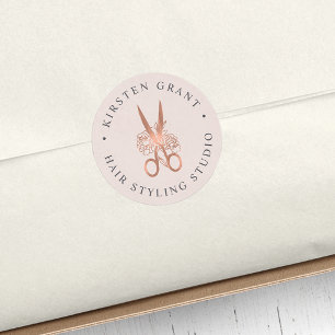 Rose Gold Floral Scissors Logo Runder Aufkleber