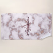 Rose Gold Foil Glitzer in rosa Marmormonogramm Strandtuch (Vorderseite)
