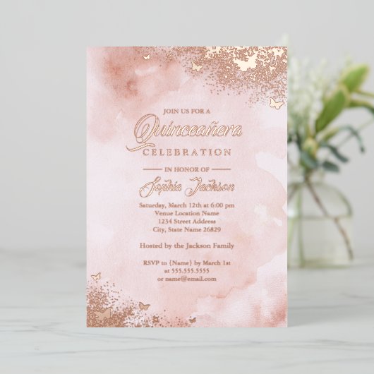 ROSE GOLD FOIL Pink Peach Butterfly Quinceanera Folieneinladung (Stehend vorne)