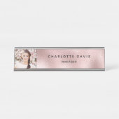 Rose Gold Foto Monogramm moderner Mitarbeiter Schreibtischnamensplakette (Vorderseite )