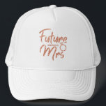 Rose Gold Future Mrs Bride Trucker Hat Truckerkappe<br><div class="desc">Sparkling rose Gold Future Mrs. Design is great for Bridal Shower or Bachelorette Party, Einsatz Parteien und Fotoshoots. Last name can be easily change.</div>