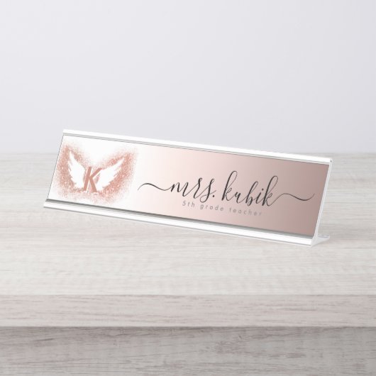 Rose Gold Glitzer Angel Wings Schreibtisch Namensp Schreibtischnamensplakette (Vorderseite )