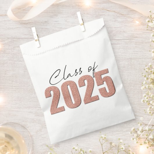 Rose Gold Glitzer Class 2025 Geschenktütchen (Ausgeschnitten)