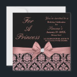 Rose Gold Glitzer Damask 40. Geburtstag Einladung<br><div class="desc">Rose Glitzer | 40. Geburtstagseinladungen. Vierzig und vornehm! Ein modernes, elegantes Rosa Rosa Glitzer Blumen Damast 40. Geburtstag Party Einladungen können Sie personalisieren und senden Sie Ihre Geburtstagsfeier. In der Mitte hübscher rosa Bogen. Die Worte "40 und Fabulous" sind Set unter Verwendung beliebter Typografie. Sie können Skriptfarben und Schriftart-Schriftart im...</div>