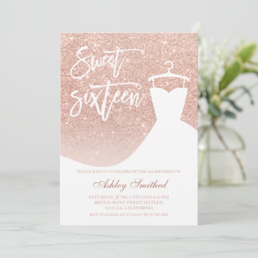 Rose Gold Glitzer elegantes schicke Kleid Sweet 16 Einladung (Stehend Vorderseite)