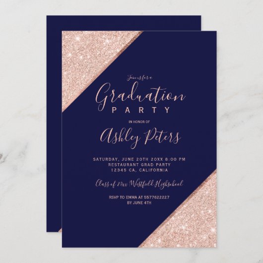 Rose Gold Glitzer Marine blaue Typografie Abschlus Einladung (Vorne/Hinten)