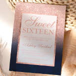 Rose Gold Glitzer Marineblau Wasserfarbe Süß 16 Einladung<br><div class="desc">Moderne,  hübsche schicke und elegante Imitate Rose Gold Glitzer Dusche ombre mit marineblau Aquarell Sweet 16 Geburtstagsfeier Einladung mit Rose Gold Ober Muster verblasst auf eine marineblau Aquarell mit und eleganten Goldrahmen Perfekt für eine Prinzessin 16 . Geburtstag.</div>