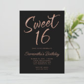 Rose Gold Glitzer Pinselschrift Sweet 16 Black Einladung (Stehend Vorderseite)