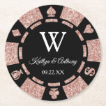 Rose Gold Glitzer Poker Chip Casino Hochzeit Runder Pappuntersetzer<br><div class="desc">Feiern Sie stilvoll mit diesen trendigen Poker-Chip-Untersetzer. Das Design ist leicht mit Ihrer eigenen Formulierung zu personalisieren und Ihre Familie und Freunde werden begeistert sein,  wenn sie diese fabelhaften Untersetzer sehen.</div>