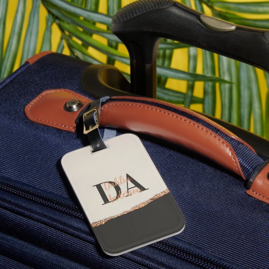 Rose Gold Glitzer Schwarz Rosa moderne Monogramm Gepäckanhänger (Vorderseite Insitu 1)