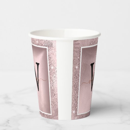 Rose Gold Glitzer Script Monogram Pappbecher (Links)