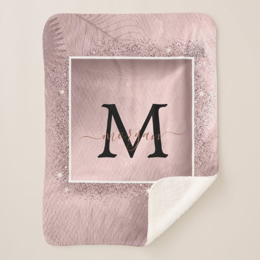 Rose Gold Glitzer Script Monogram Sherpadecke (Vorderseite)