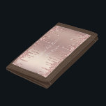 Rose Gold Glitzer Spatrkett mit benutzerdefinierte Tri-fold Geldbeutel<br><div class="desc">Wallets mit Rose Gold Blush Glitzer Sparkle Tropfen Custom Text Pink Girly Modern - Fügen Sie Ihren einzigartigen Text / Name oder entfernen Text - Make Your Special Gift - Neu vergrössern und verschieben oder entfernen und hinzufügen / Elemente mit Anpassungstool. Design von MIGNED. Bitte schauen Sie sich meine anderen...</div>