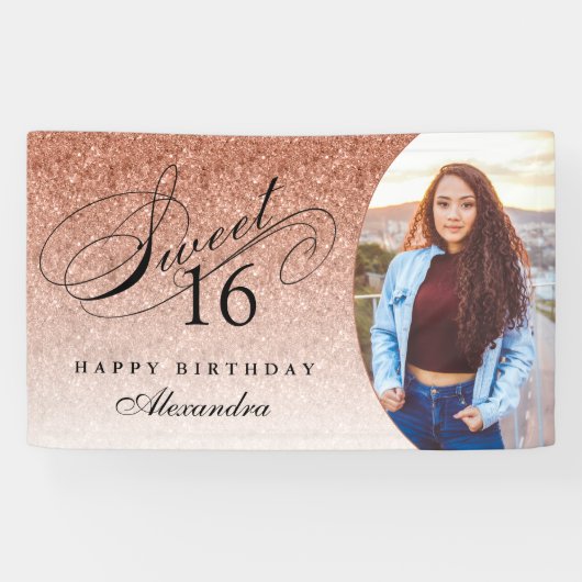 Rose Gold Glitzer Sweet 16 Personalisiertes Foto Banner (Horizontal)