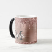 Rose Gold Glitzer Tropfen auf rosa Metal Monogram Verwandlungstasse (Vorderseite Links)