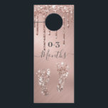 Rose Gold Glitzer Tropfen füttern Baby Closet Divi Türanhänger<br><div class="desc">Dieser elegante und luxuriöse Baby-Schrank-Organizer ist perfekt für die glamouröse Atmosphäre. Es enthält Imitate gedruckt funkelnd Rose Gold Glitzer Tropfen und Fußabdrücke auf der Rose gold gebürsteten metallischen Hintergrund. Es ist ein modernes, elegantes, hübsches und einzigartiges Design und Konzept, das es Ihnen ermöglicht, die Kleidung Ihres Kindes zu organisieren, sodass...</div>
