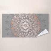 Rose Gold Gray Floral Mandala Badehandtuch (Badehandtuch)