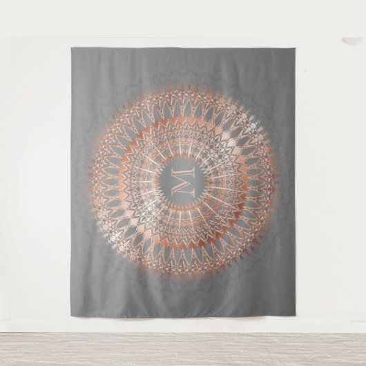 Rose Gold Gray Mandala Monogram Wandteppich (Vorderseite)