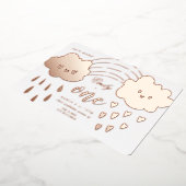 Rose Gold hört über den Rainbow Birthday Foil Folieneinladung (Gedreht)