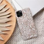 Rose Gold Imitate Fossil | Weißes Blumengitter Case-Mate iPhone 14 Hülle<br><div class="desc">Dress dein Handy in glänzenden Imitate Rose Gold-Folie! Das Gehäuse des Telefons zeichnet sich durch ein florales Gittermuster aus Rose und Kamelien in der Rose mit goldfarbenem Folieneffekt auf einem glänzenden,  weißen Hintergrund aus. BITTE BEACHTEN SIE: Folie ist ein gedrucktes Bild.</div>