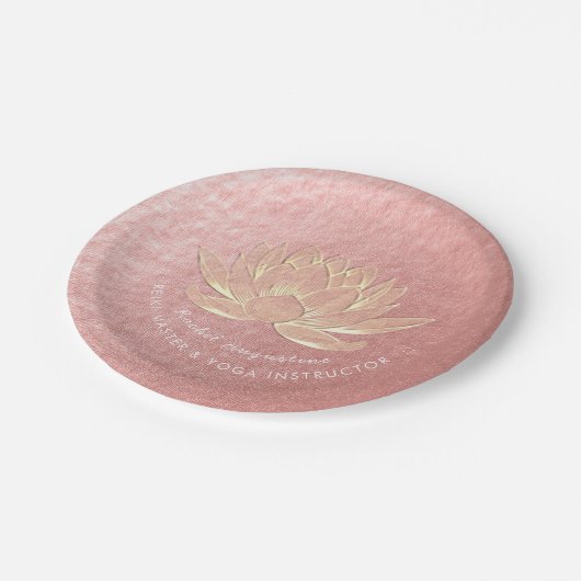 Rose Gold Lotus Yoga Studio Meditation Instructor Pappteller (Schrägansicht)