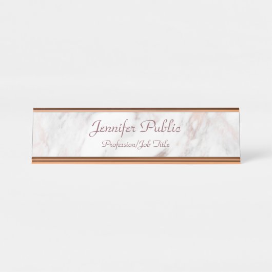 Rose Gold Marble Handgeschriebenes Skript Schreibtischnamensplakette (Vorderseite )
