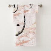 Rose Gold-Marmor-Monogramm Badhandtuch Set (Insitu)