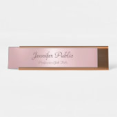 Rose Gold Moderne elegante Vorlage Beruflich Schreibtischnamensplakette (Vorderseite )
