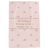 Rose Gold monogramm Paar Initialen Hochzeitsskript Mittlere Geschenktüte (Vorderseite)