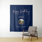 Rose Gold & Navy Happy Geburtstag Foto Hintergrund Wandteppich (Beispiel)