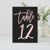 Rose Gold Pink Foil Moderne Script Tischnummer 12 (Stehend Vorderseite)