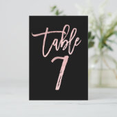 Rose Gold Pink Folie Moderne Schrift Tisch Nummer Einladung (Stehend Vorderseite)