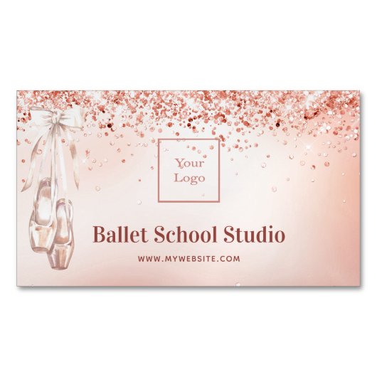 Rose Gold Rosa Glitzer Ballettstudio Logo Magnetische Visitenkarte (Vorderseite)