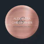 Rose Gold - Rosa Rosa Foil Moderne Hochzeit Pappteller<br><div class="desc">Hochzeitstag Braut und Groom Imitate Metallic Foil Rose Gold Blush Pink Teller,  die perfekt für eine Rose Gold oder Blush Pink Hochzeitsempfang.Die maßgeschneiderten Teller Hochzeitsfeier Empfang ermöglichen die Aktualisierung der Braut- und Bräutigamen und Hochzeitstag.</div>