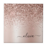 Rose Gold - Rosa Rosa Glitzer Metal Monogramm Name Fliese<br><div class="desc">Rose Gold - Schwarz rosa Imitate Foil Metallic Sparkle Glitzer gebürstete Metal Monogram Name und Initial Keramik Tiles. Das macht den perfekten 16 Geburtstag,  Hochzeit,  Brautparty,  Jubiläum,  Babydusche oder Junggeselinnen-Abschied Geschenk für jemanden,  der Lieben glamourösen Luxus und schicke Stile.</div>
