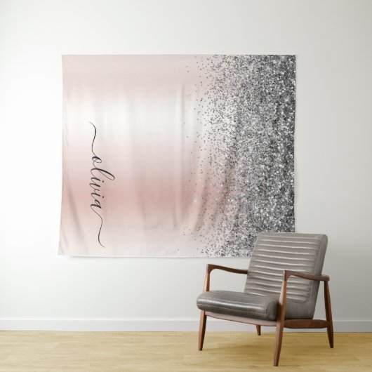 Rose Gold - Rosa Rosa Glitzer Silber Monogramm Wandteppich (Beispiel (Horizontal))