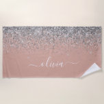 Rose Gold Rosa Rosa Silberne Glitzer Monogram Girl Strandtuch<br><div class="desc">Rose Gold - Rosa Rosa und Silber Sparkle Glitzer gebürstetes Metall Monogram Name Handtuch. Das macht den perfekten 16 Geburtstag,  Hochzeit,  Brautparty,  Jubiläum,  Babydusche oder Junggeselinnen-Abschied Geschenk für jemanden,  der Lieben glamourösen Luxus und schicke Stile.</div>