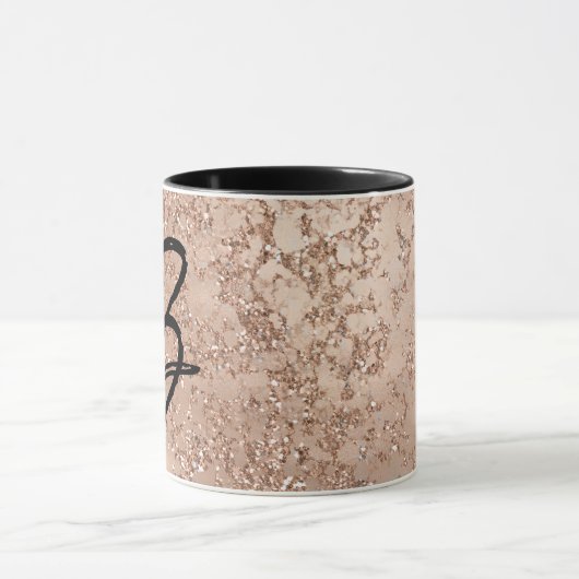 Rose Gold Rosa Sparkenkrackle Mit Monogramm Tasse (Zentrum)